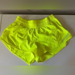 Like New Lululemon Hotty Hot shorts Size: 2